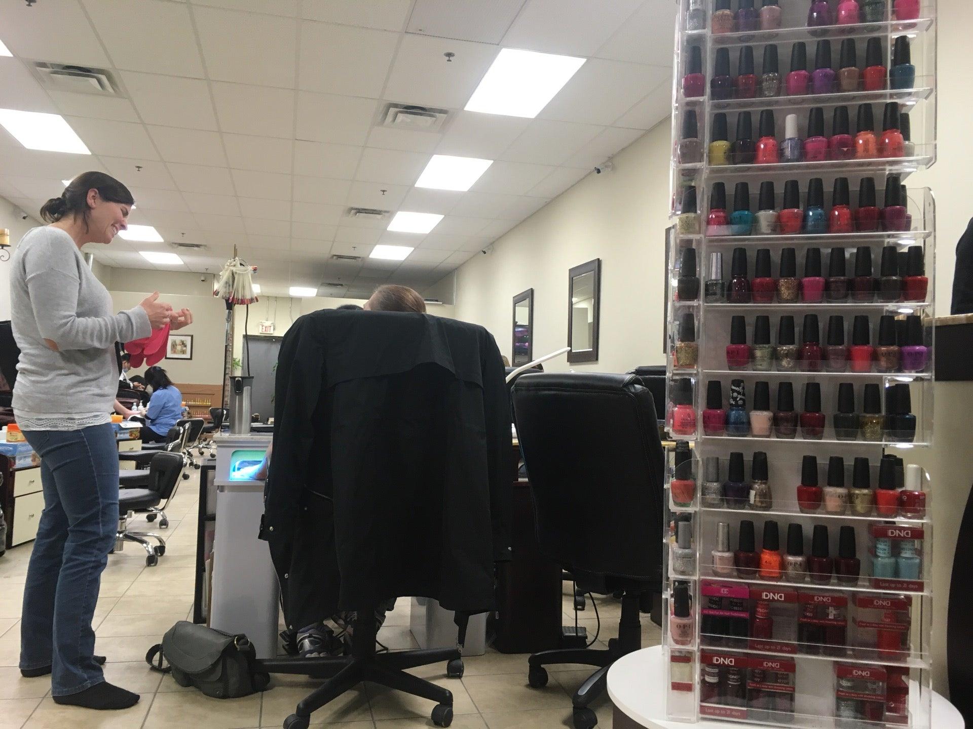 Binh’s Nail and Spa