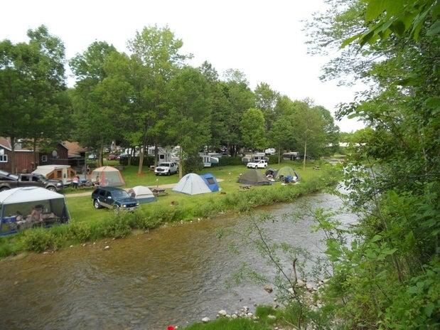 Happy Hollow Campground and Trailer Park