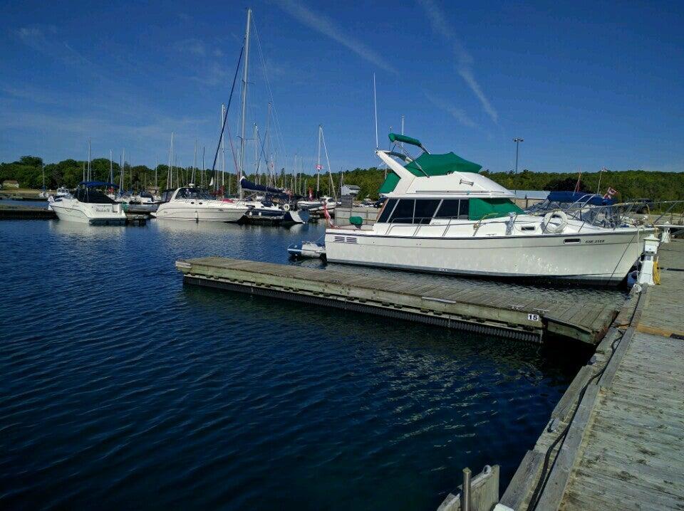 Lion's Head Marina