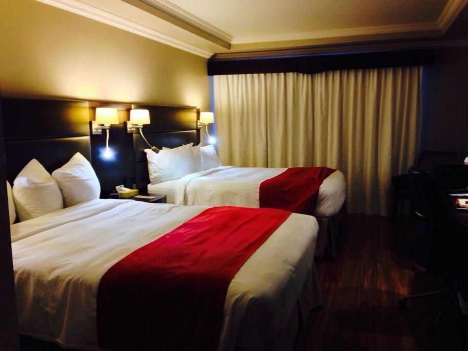 Hôtel Et Suites Le Dauphin Drummondville