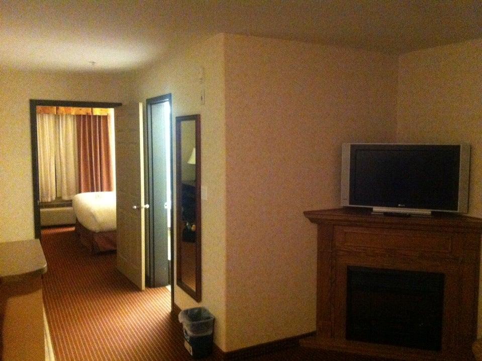 Pomeroy Inn and Suites Chetwynd