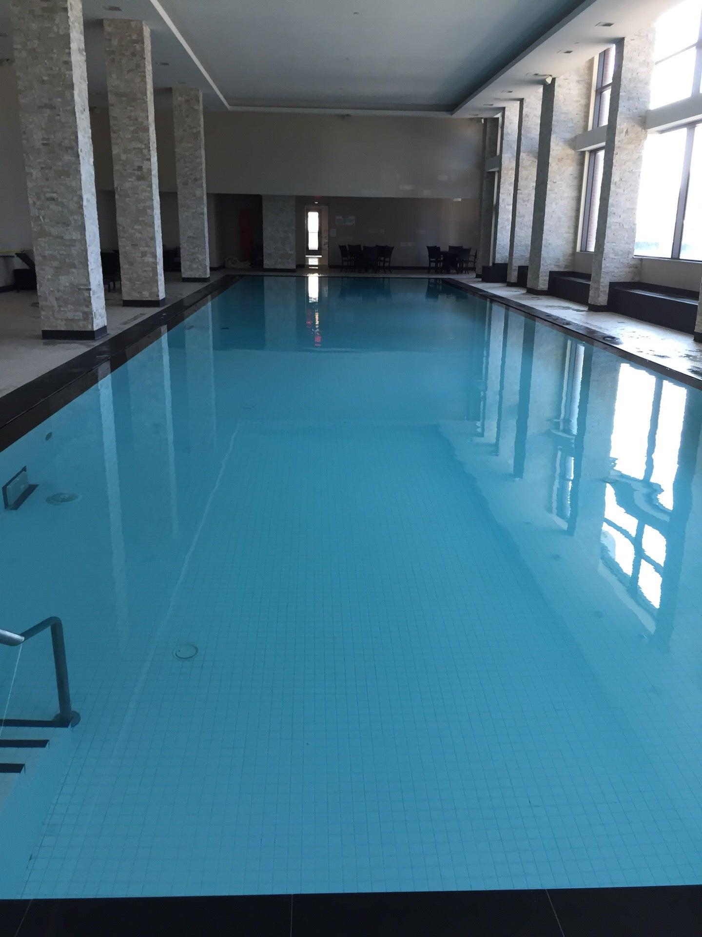 Club W at Westlake Village