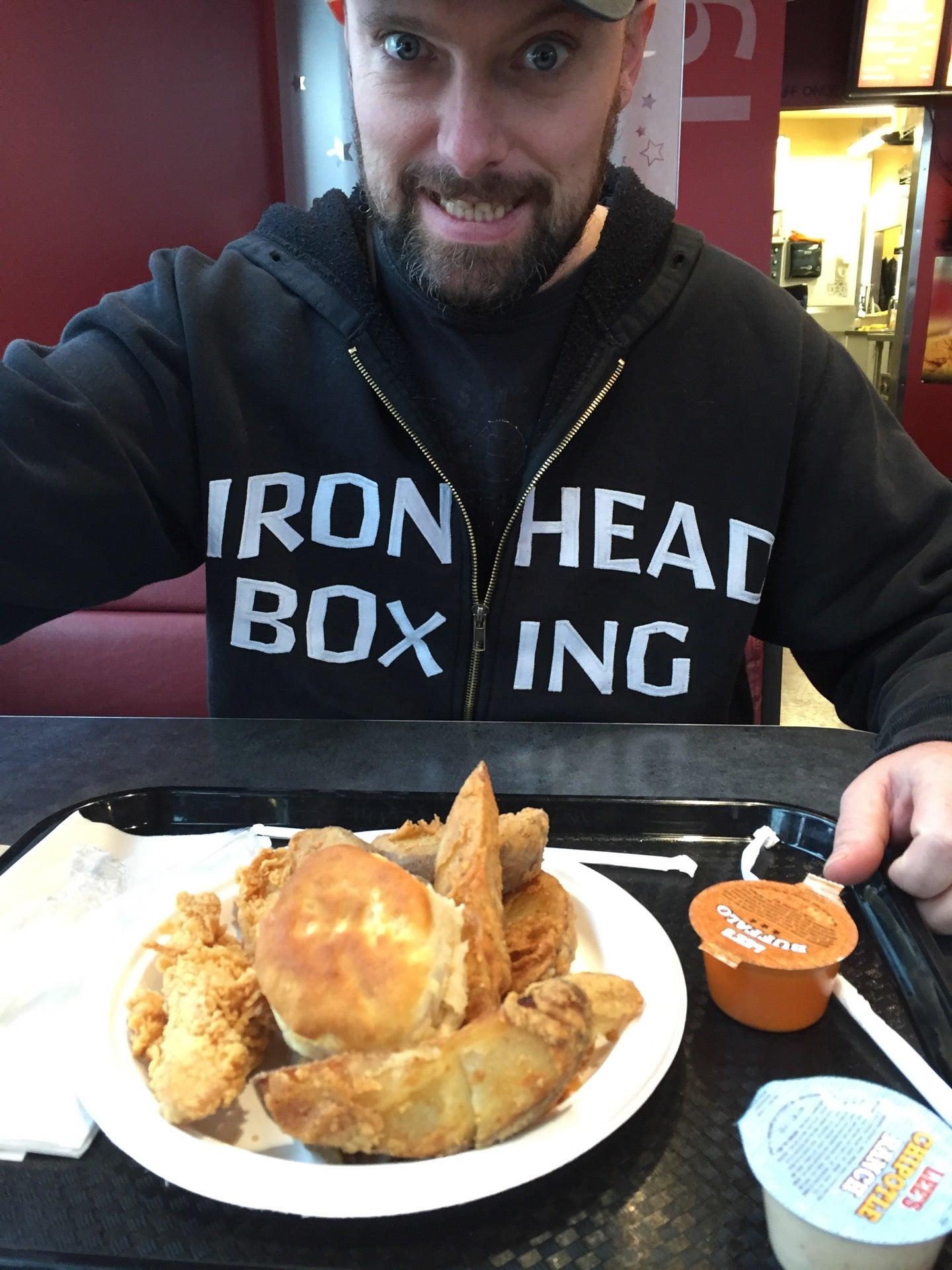 Lee's Famous Recipe Chicken