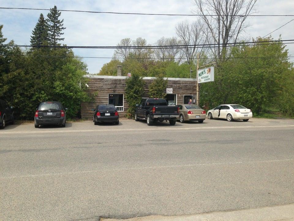 MUM's Restaurant and Bakery