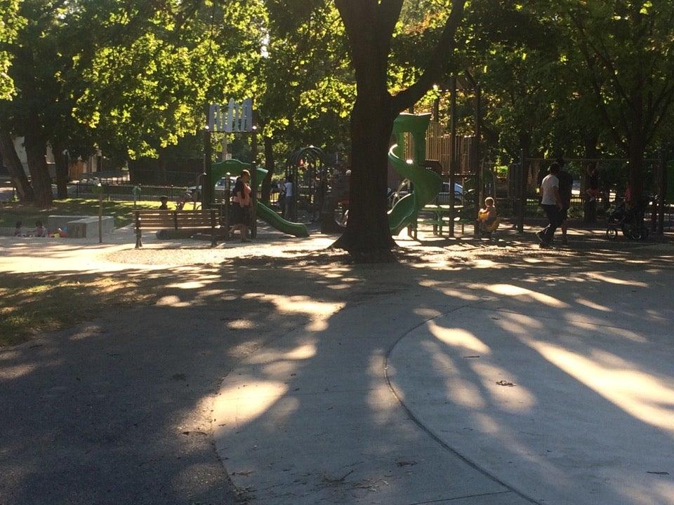 Woburn Avenue Playground