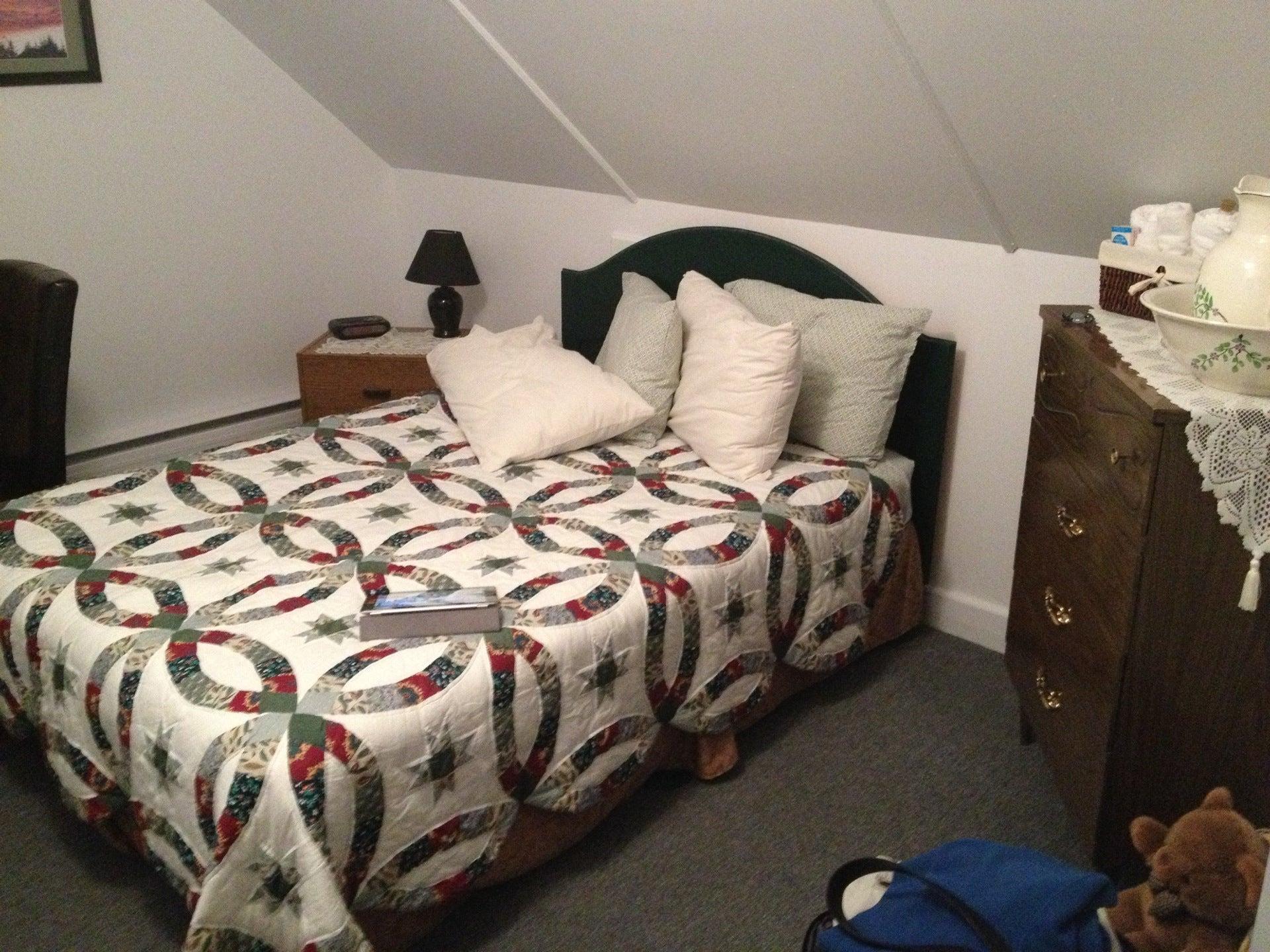 Grenfell Louie A. Hall BB & Cottages