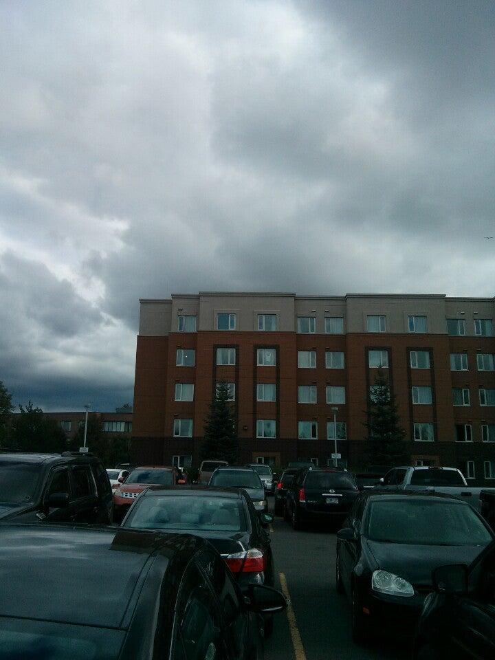 Carleton University Residence Commons