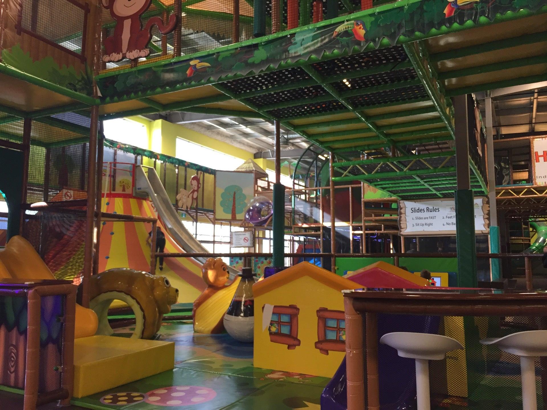 Orange Tree Cafe in Hide N Seek