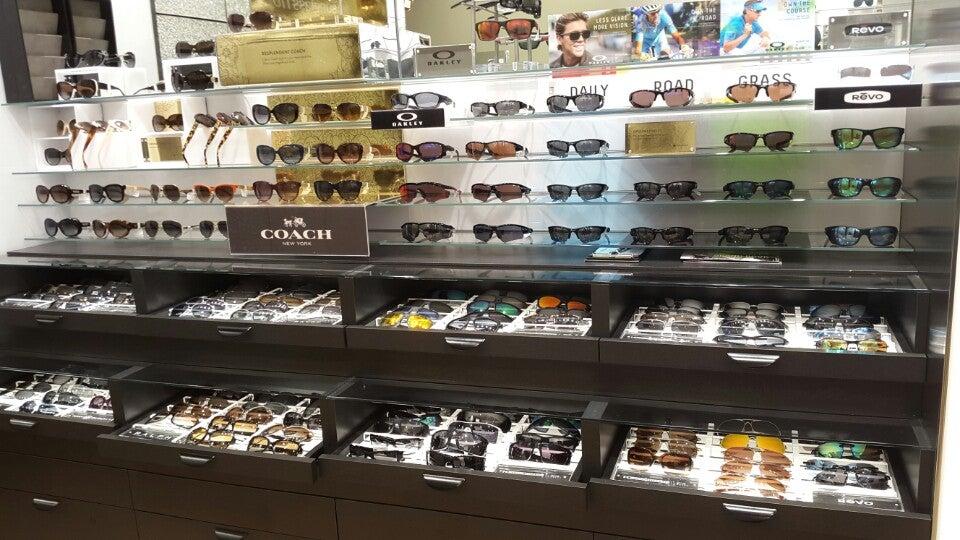 Sunglass Hut