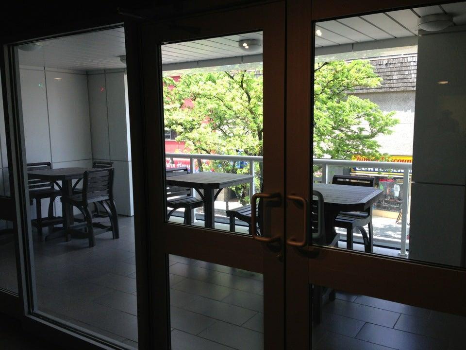 Windsor Star News Cafe