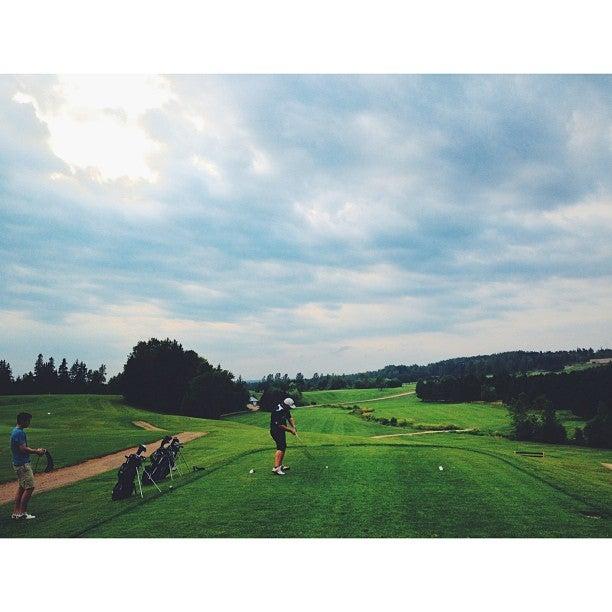 Sussex Golf & Curling Club