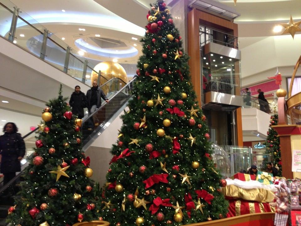 Holiday Moments with Santa