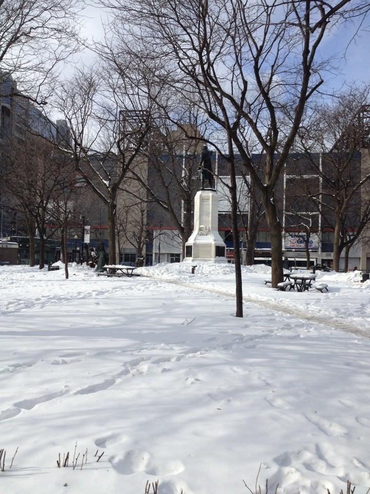 Cabot Square Square Cabot