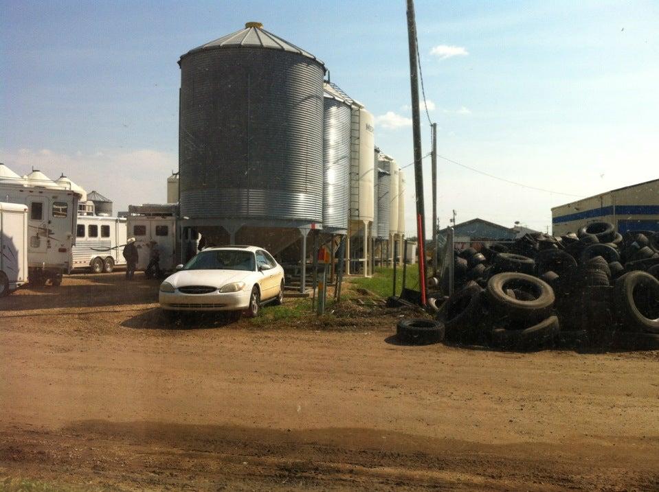 The Barrhead Inn & Suites