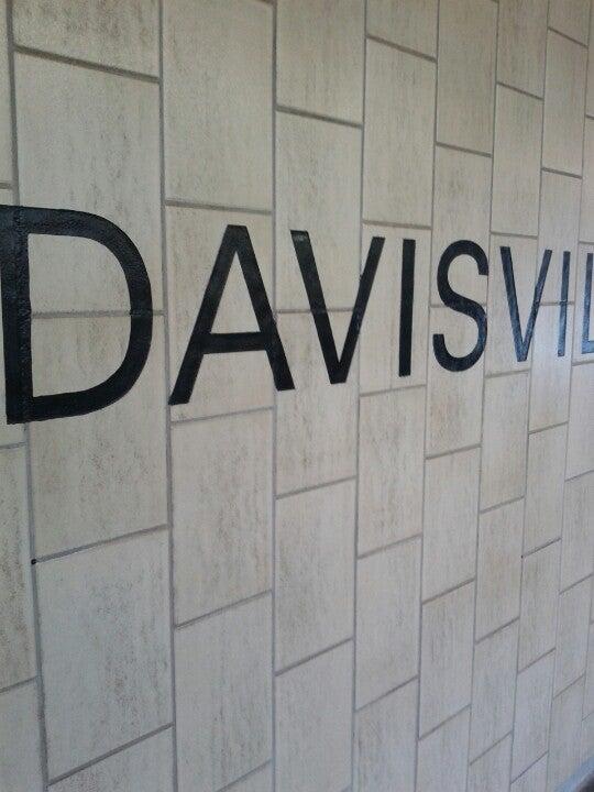 Davisville Subway Station