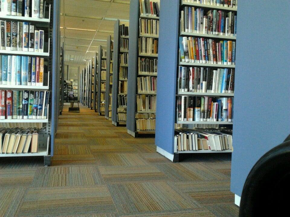 Bibliothèque Léo-Lecavalier