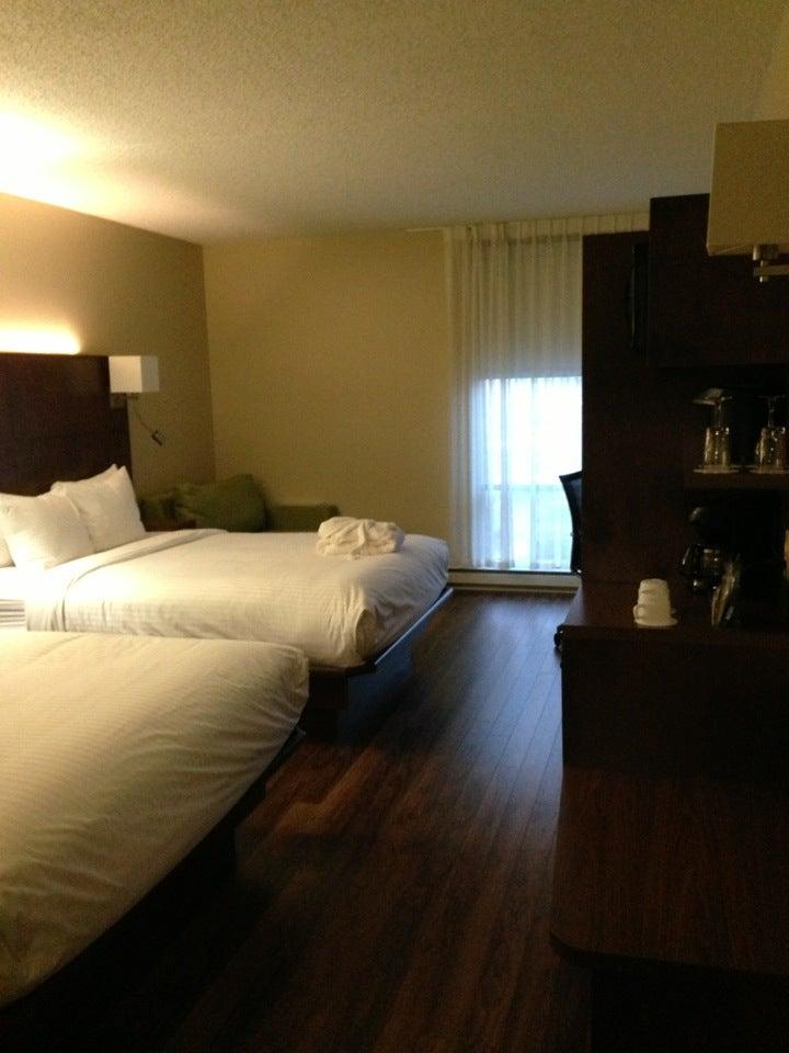 Hotel & Suites Normandin