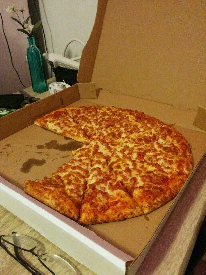Reginos Pizza/Ottawa