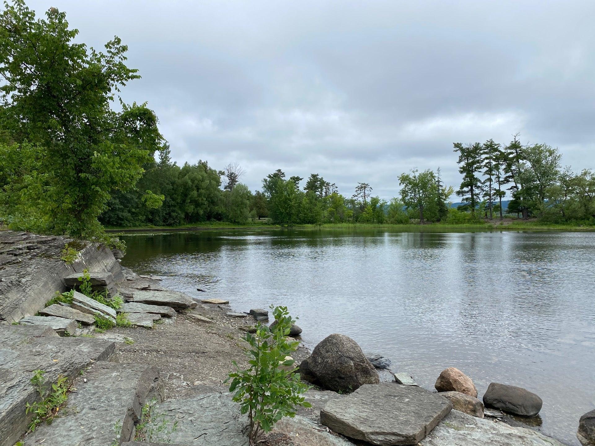 Pinhey's Point Historic Site