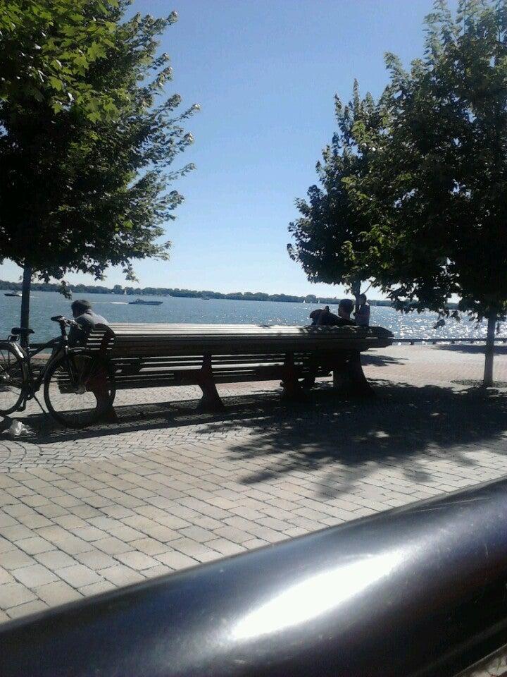 Against The Grain Urban Tavern