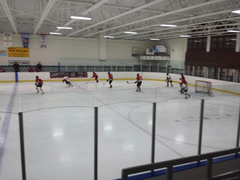 Dr Leach / Manotick Arena