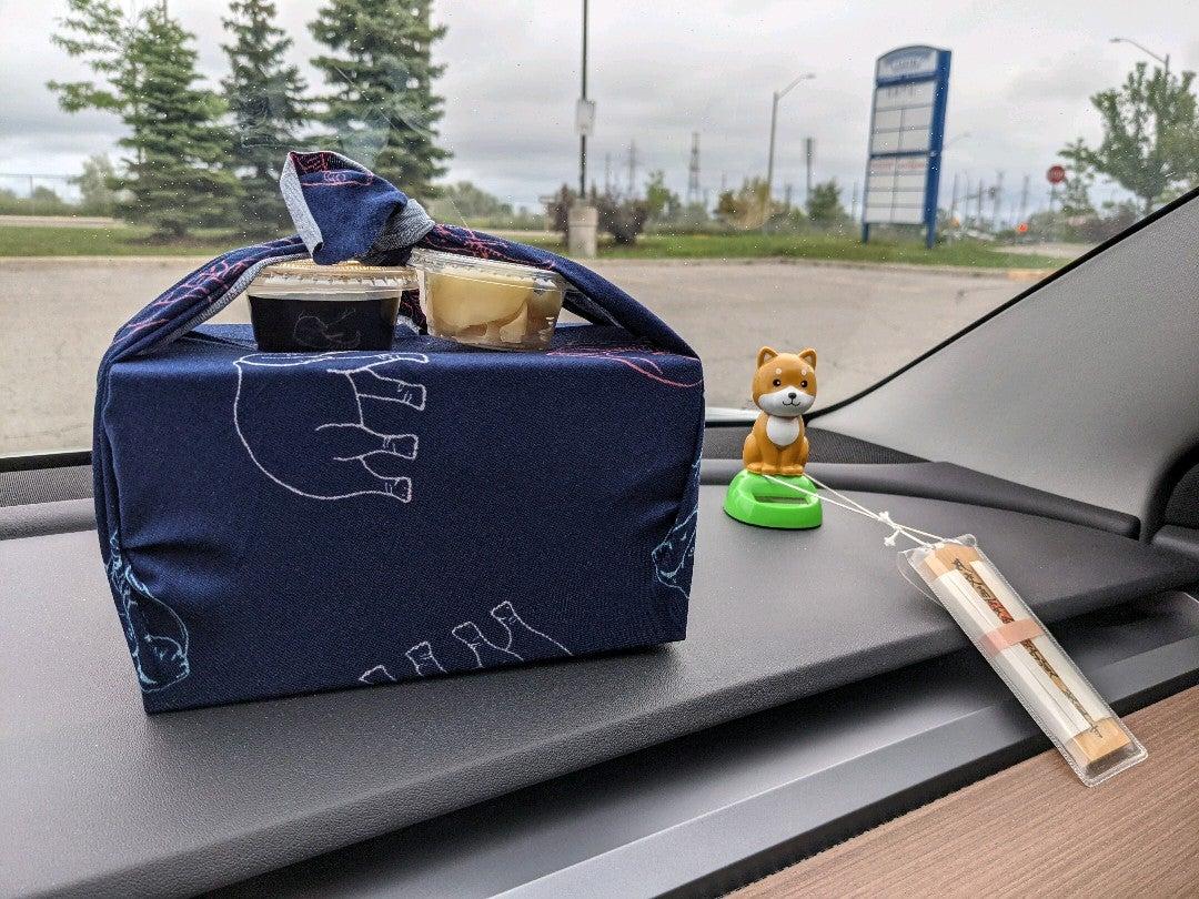 Ikon Sushi Bar & Lounge