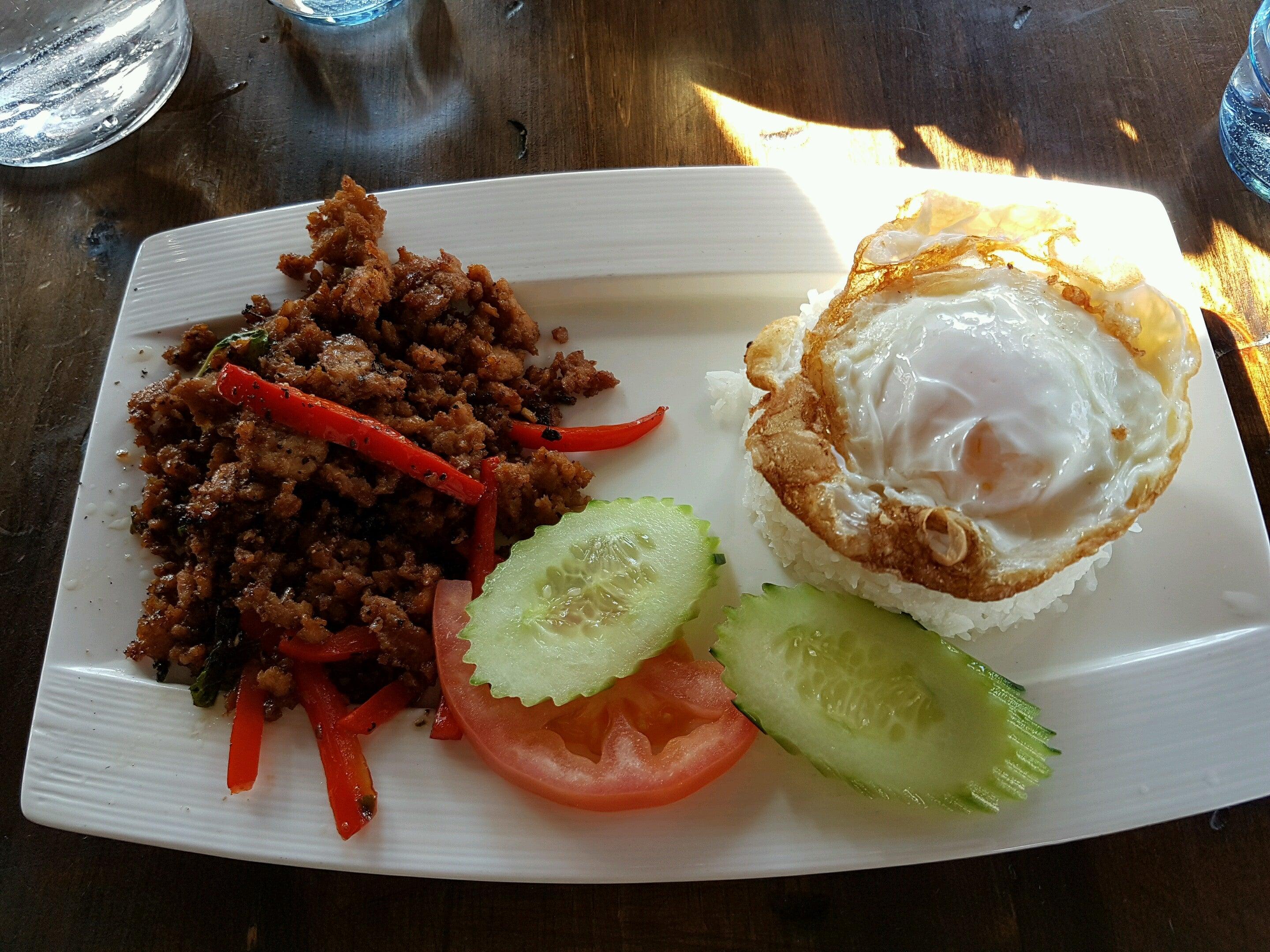 Kub Khao Thai Eatery