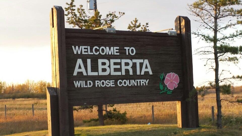 Alberta-Saskatchewan Border
