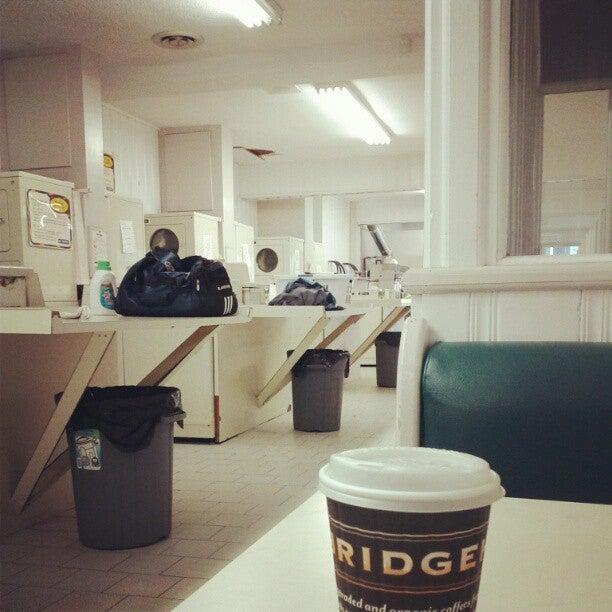 Brown's Cleaners & Laundry