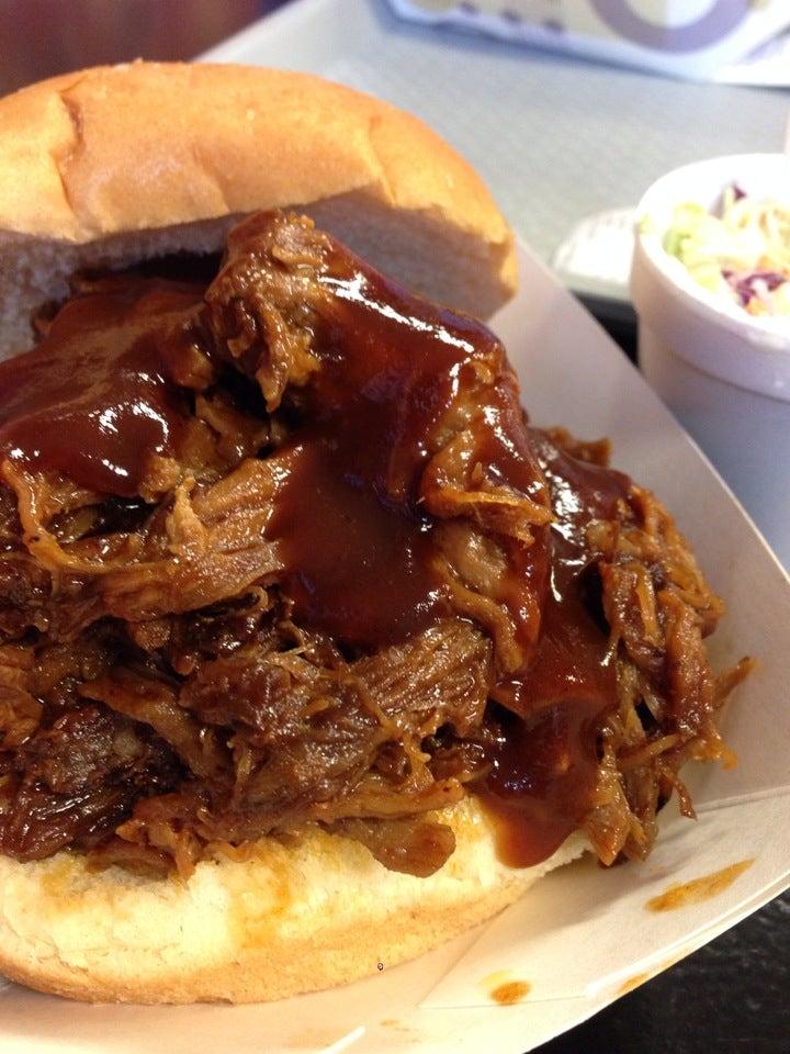 Horn Dawgs Smokin BBQ