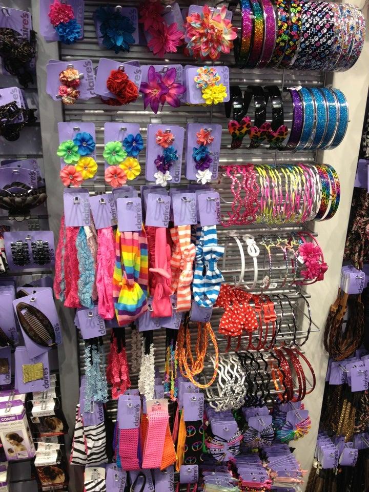 claire's