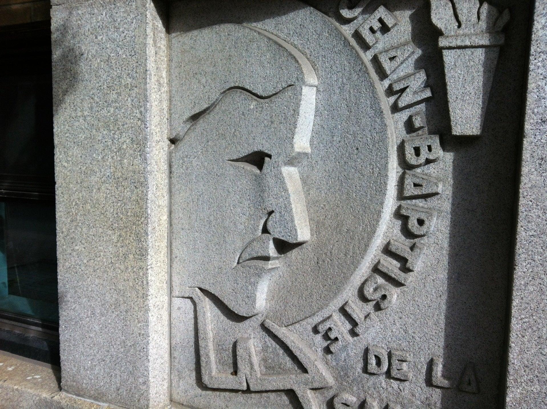 St-Jean-Baptiste Ecoles