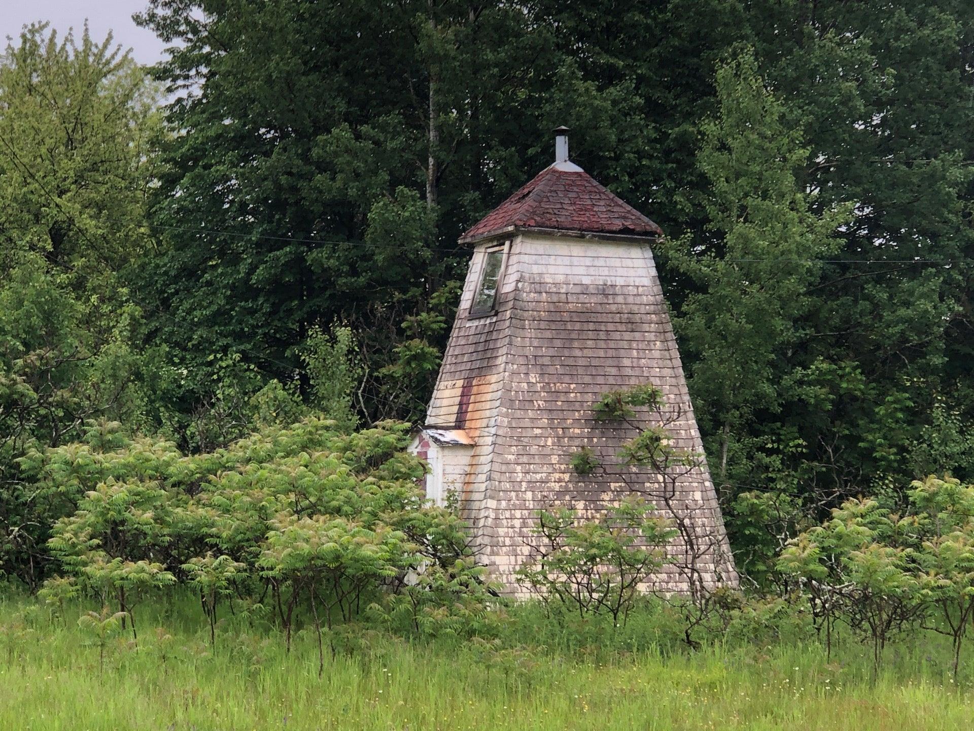 Douse Point Range Rear Lighthouse