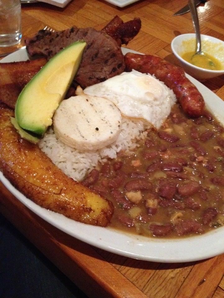 La Pollera Colorada Montreal