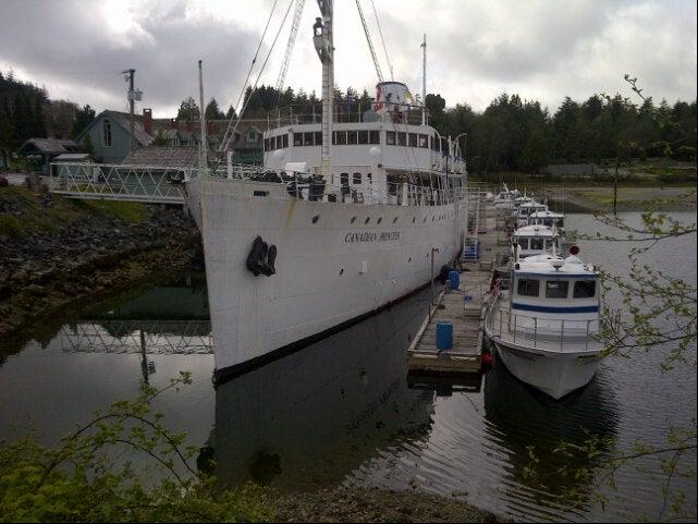 Canadian Princess Lodge & Marina