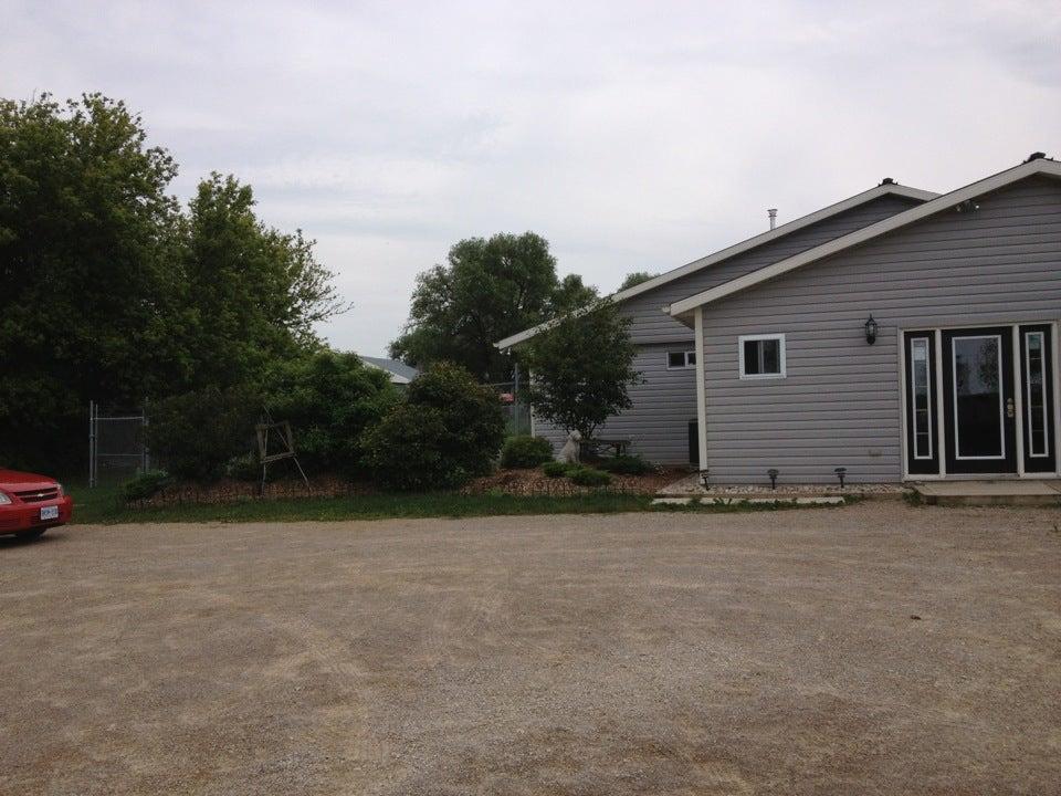 Blue Mountain Pets Hotel