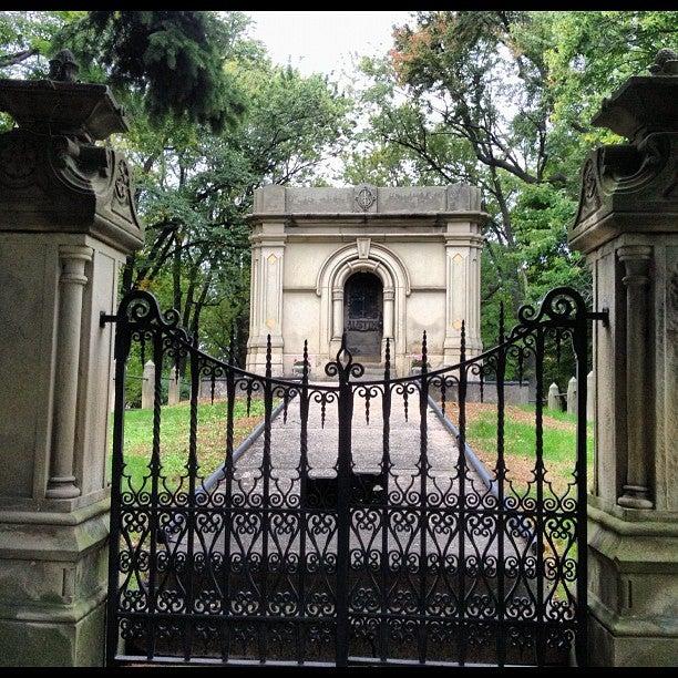 St. James Cemetery