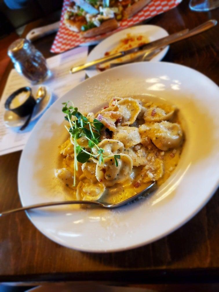 Mettawas Station Mediterranean Restaurant