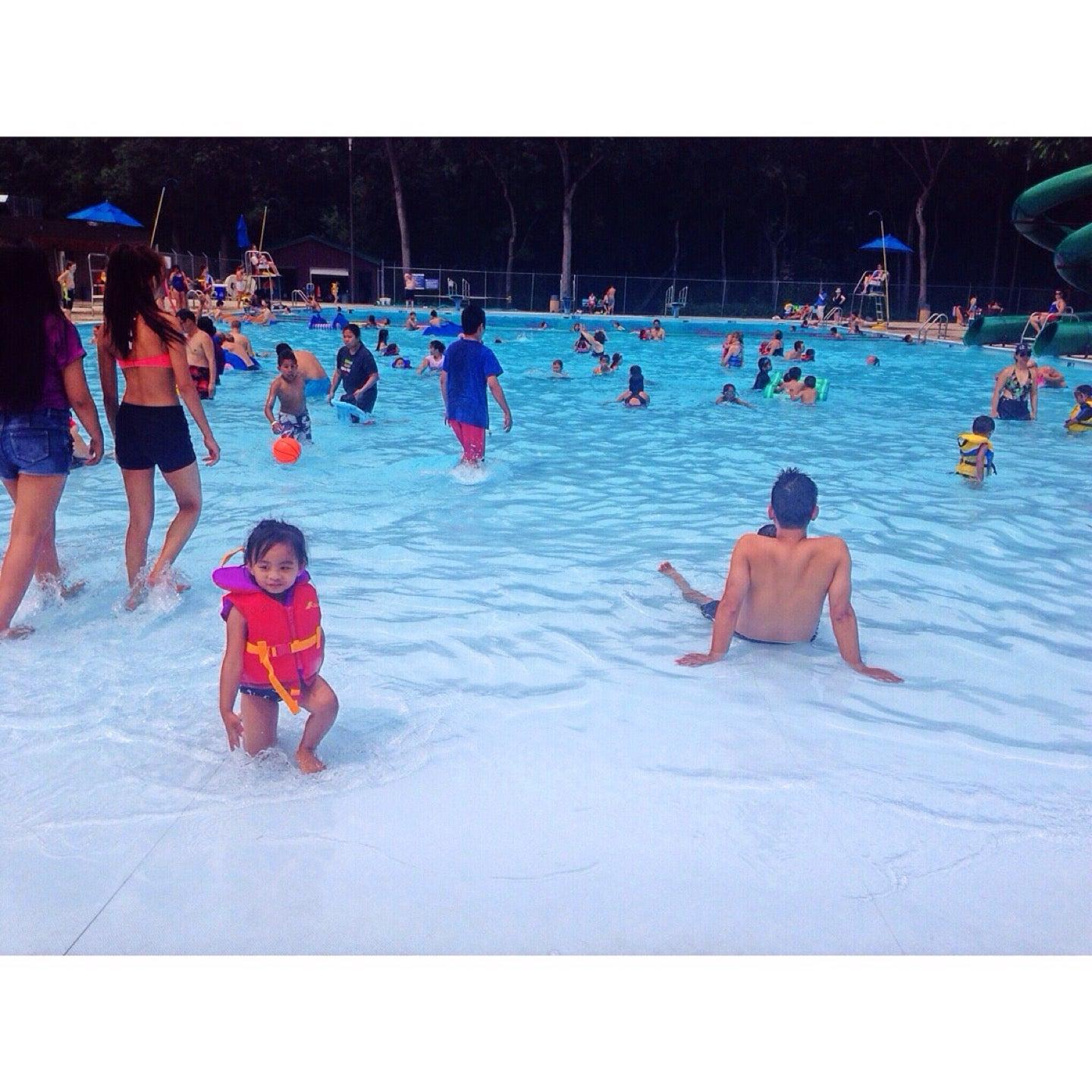 Kildonan Park Outdoor Pool