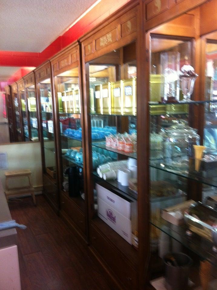 Ambleside Beach Cafe