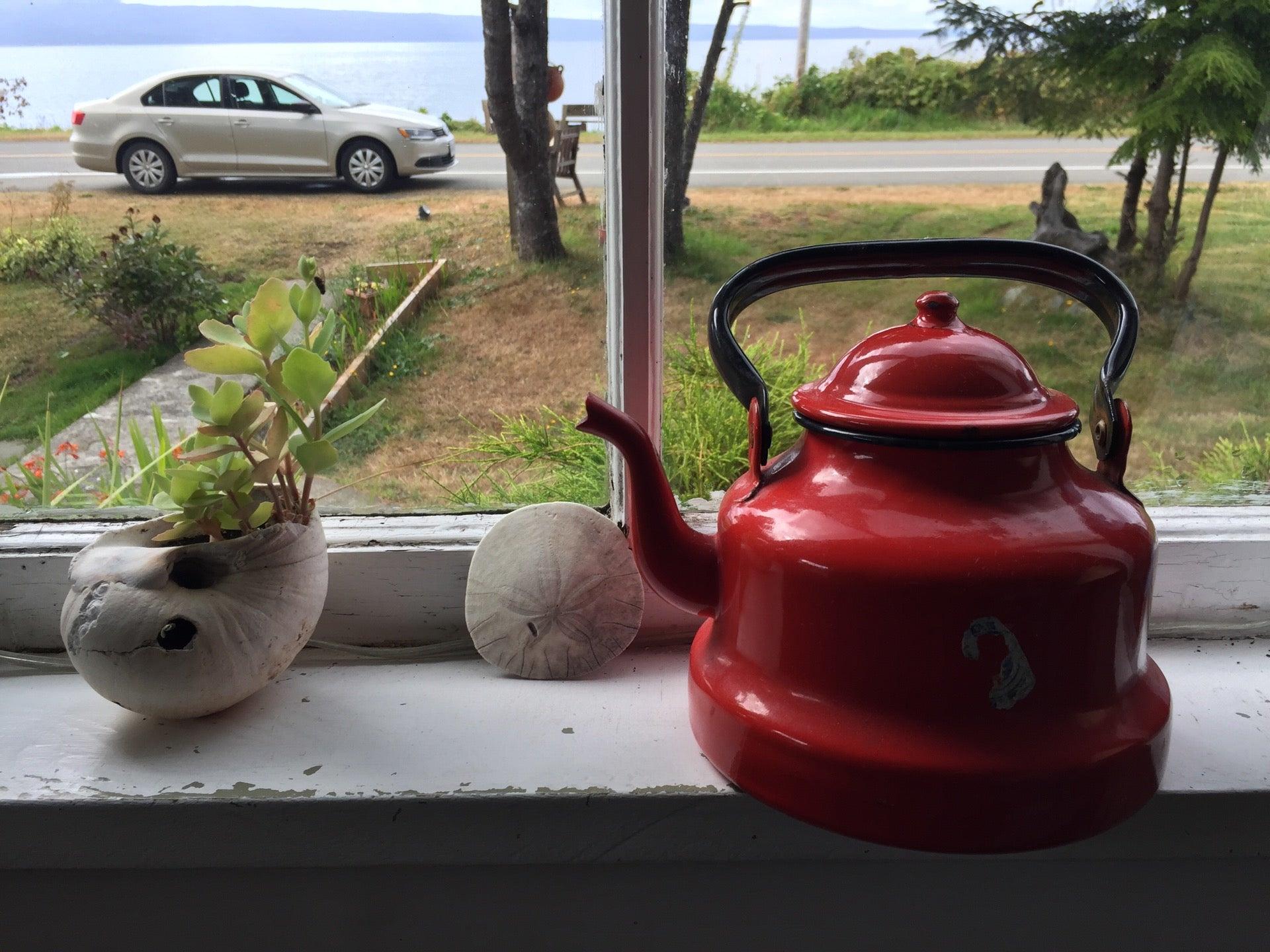 Bayview Garden - Oceanfront Guesthouse