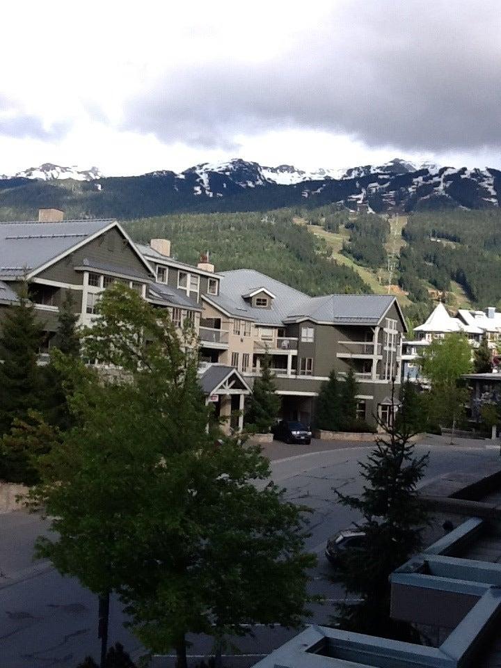 Summit Lodge Boutique Hotel