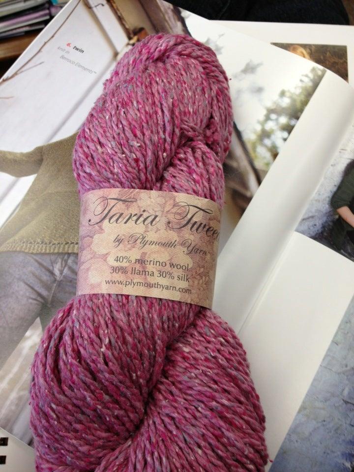 Johanne's Knit N Stitch