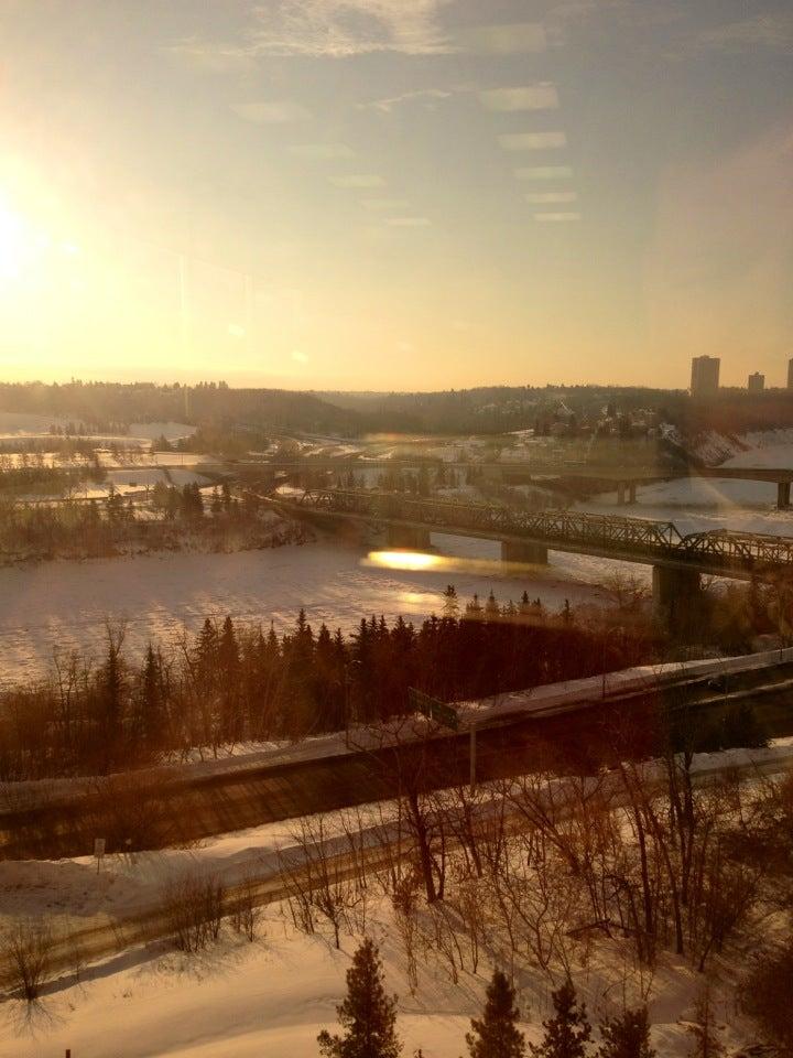 Courtyard Edmonton Downtown