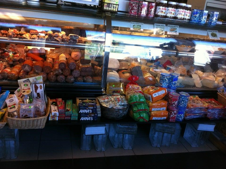 D'Amores Deli