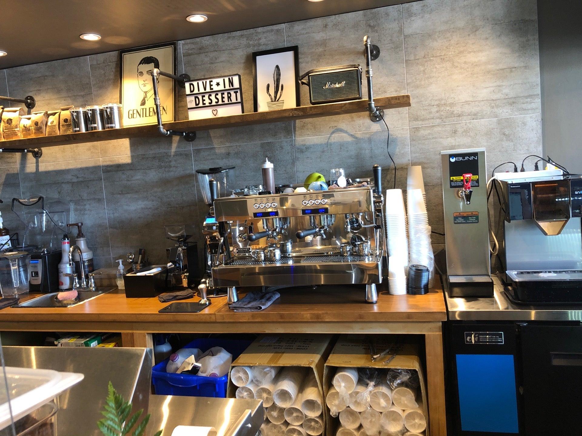 Dive in Dessert Cafe