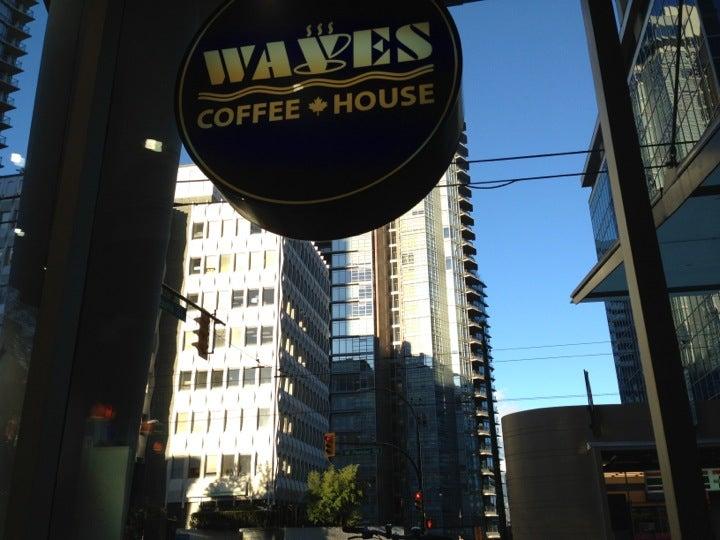 Waves Coffee House