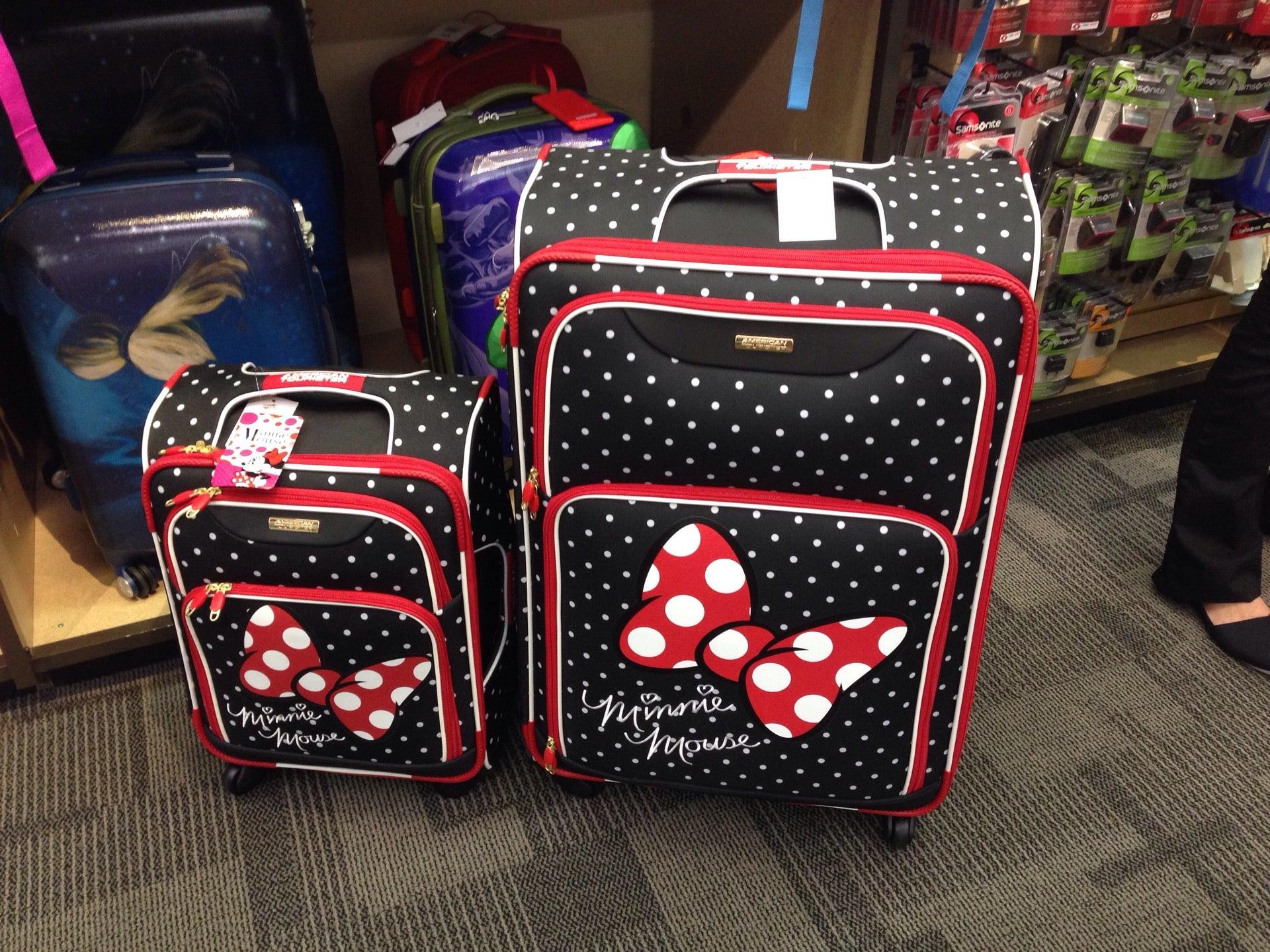 Samsonite Company Store - Tanger Outlets Cookstown