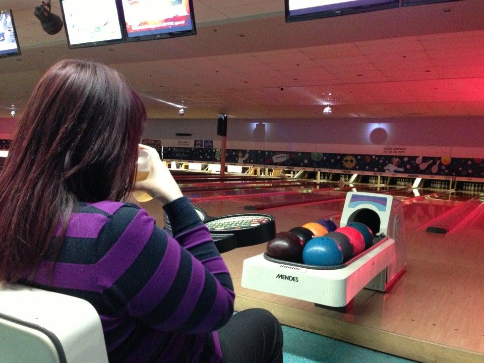 Galaxie Bowling Alley