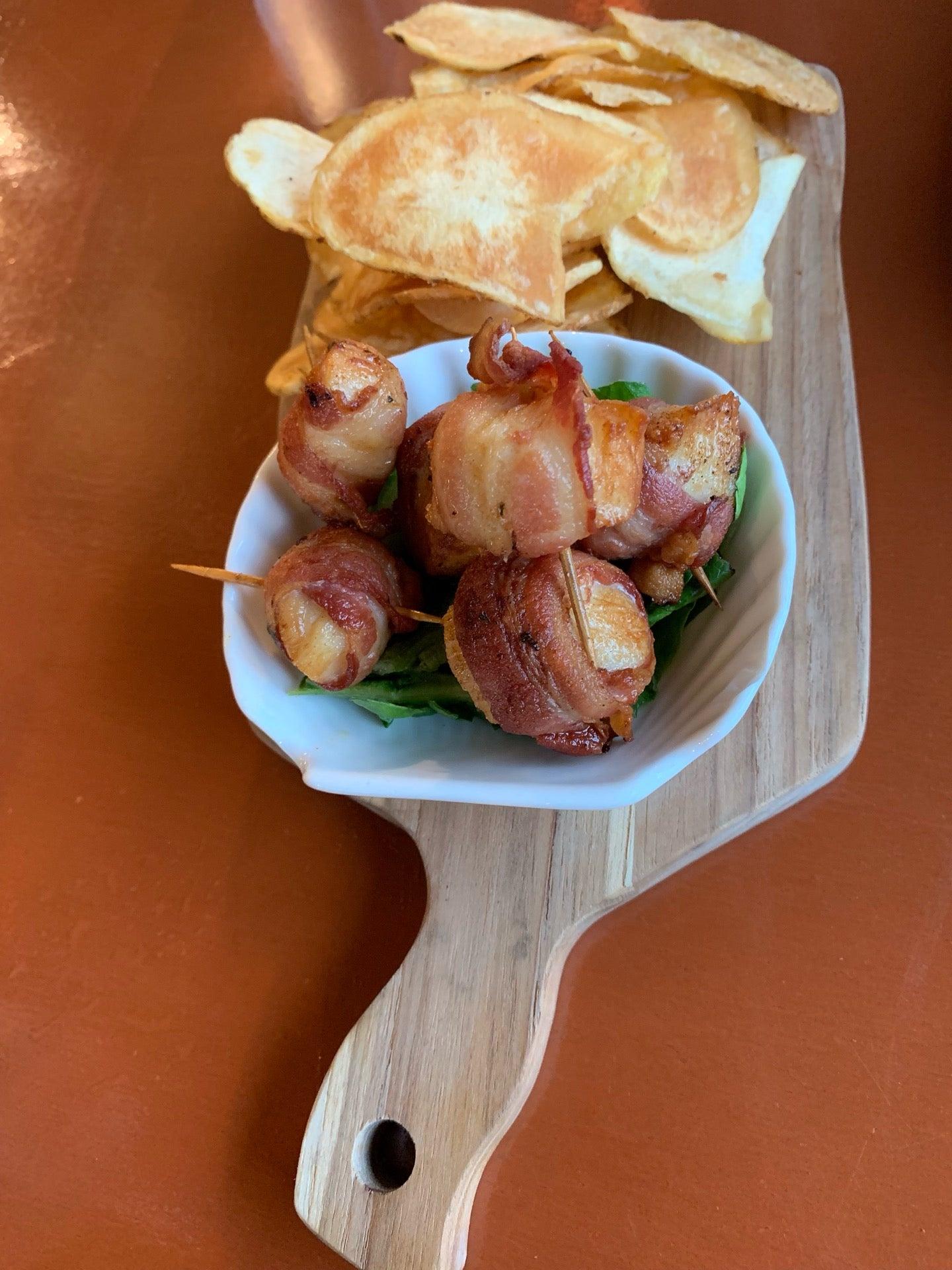 Shoreline Restaurant